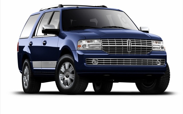 Lincoln Navigator 2011. Desktop wallpaper