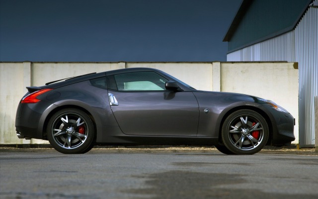 Nissan 370Z Black Edition 2011. Desktop wallpaper