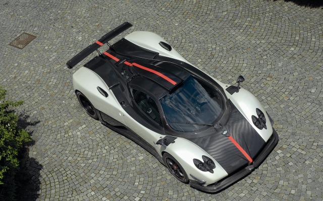 Pagani Cinque Roadster 2010. Desktop wallpaper