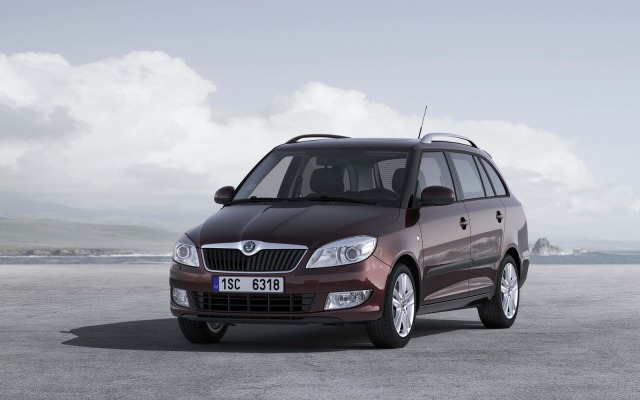 Skoda Fabia Estate 2011. Desktop wallpaper