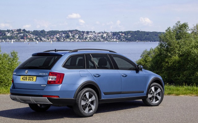 Skoda Octavia Scout 2015. Desktop wallpaper