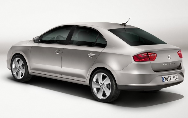 SEAT Toledo 2013. Desktop wallpaper