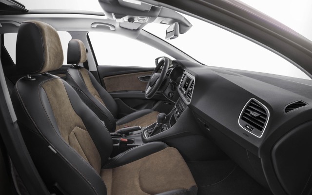 SEAT Leon X-Perience 2015. Desktop wallpaper