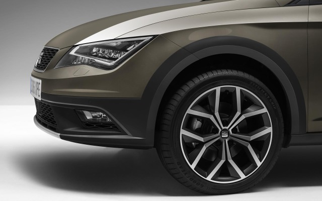 SEAT Leon X-Perience 2015. Desktop wallpaper