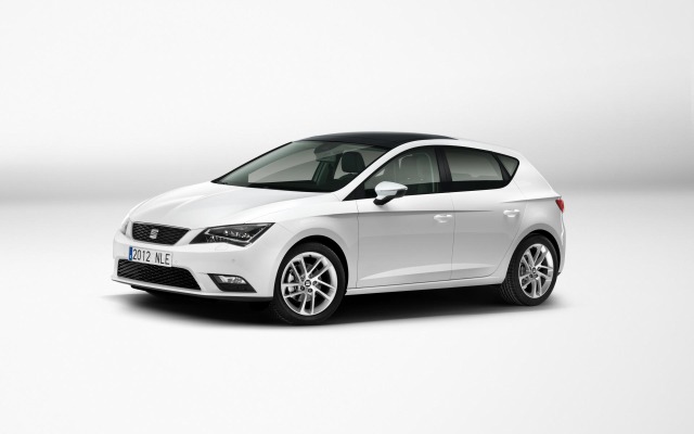 SEAT Leon 2013. Desktop wallpaper