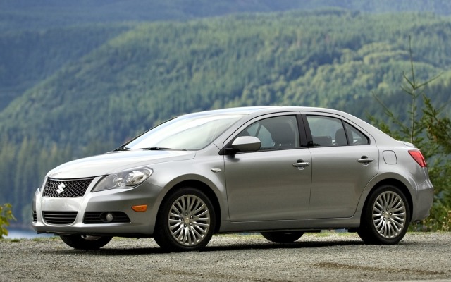 Suzuki Kizashi 2012. Desktop wallpaper