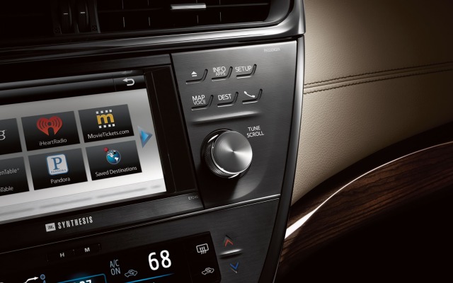 Toyota Avalon 2015. Desktop wallpaper