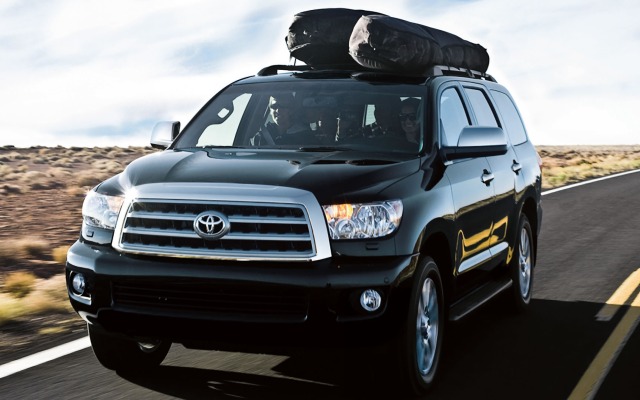 Toyota Sequoia 2015. Desktop wallpaper