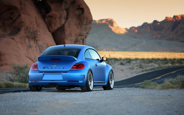 Volkswagen Beetle 2015. Desktop wallpaper
