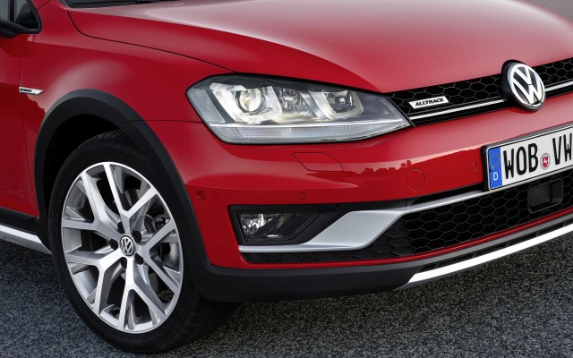 Volkswagen Golf Alltrack 2015. Desktop wallpaper
