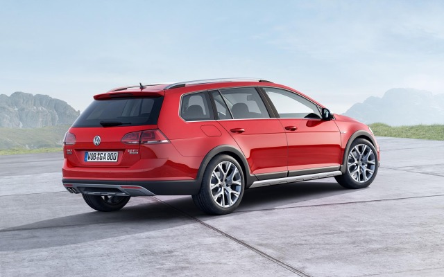 Volkswagen Golf SportWagen Alltrack 2015. Desktop wallpaper