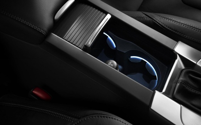 Volvo S60 2015. Desktop wallpaper