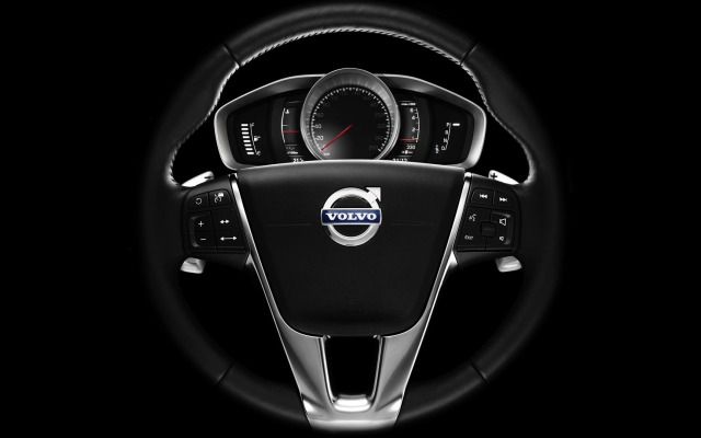 Volvo V70 2015. Desktop wallpaper
