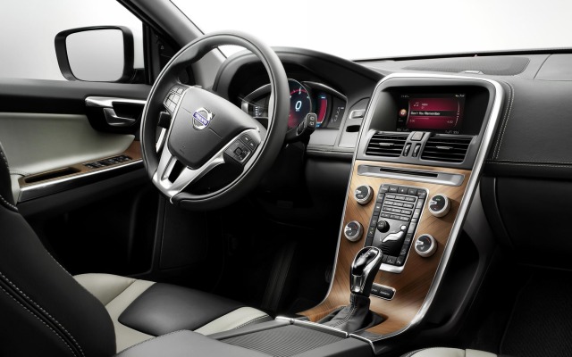 Volvo XC60 2015. Desktop wallpaper