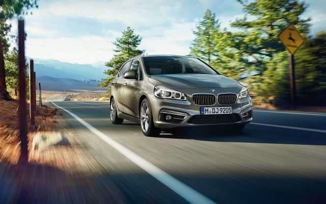 BMW 2 Series Active Tourer 2015. Desktop wallpaper