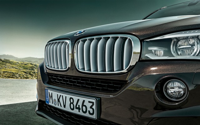 BMW X5 2015. Desktop wallpaper