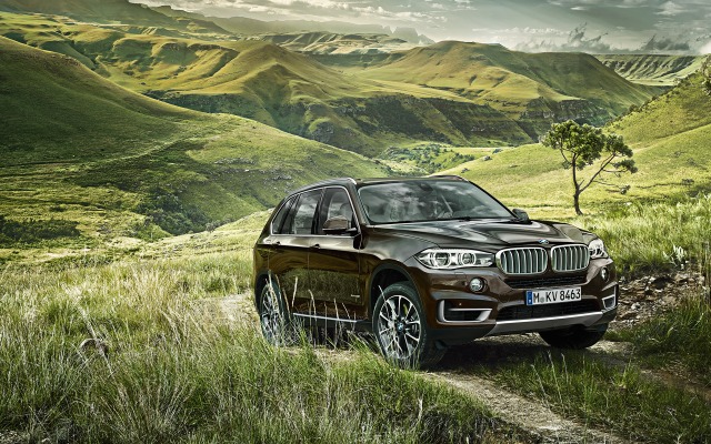 BMW X5 2015. Desktop wallpaper