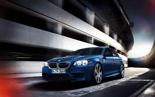 BMW M5 Sedan 2015. Desktop wallpaper