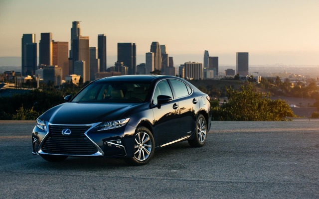 Lexus ES 300h 2016. Desktop wallpaper