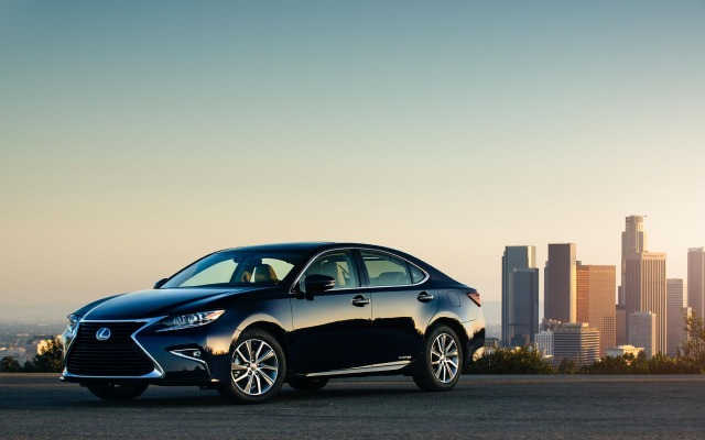 Lexus ES 300h 2016. Desktop wallpaper