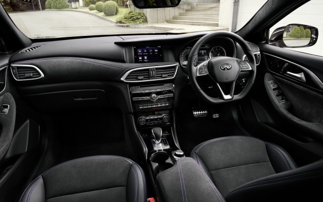 Infiniti Q30 Active Compact 2016. Desktop wallpaper