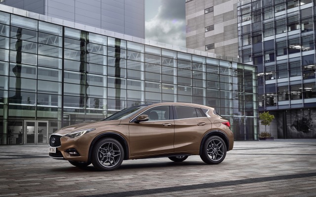 Infiniti Q30 Active Compact 2016. Desktop wallpaper