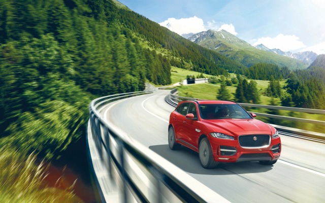 Jaguar F-PACE 2017. Desktop wallpaper