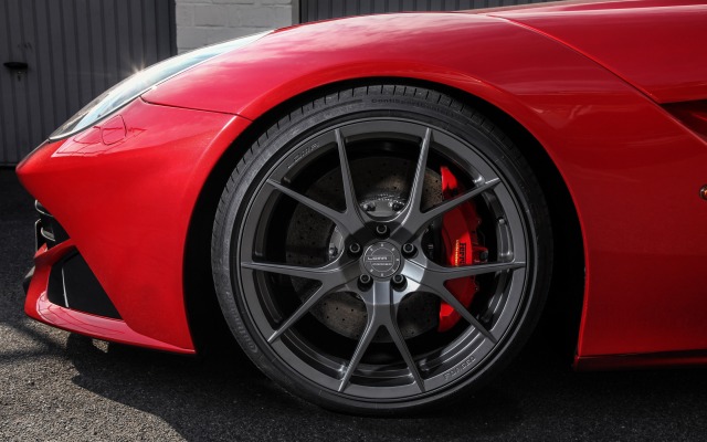 Ferrari F12 Berlinetta LOMA 2015. Desktop wallpaper