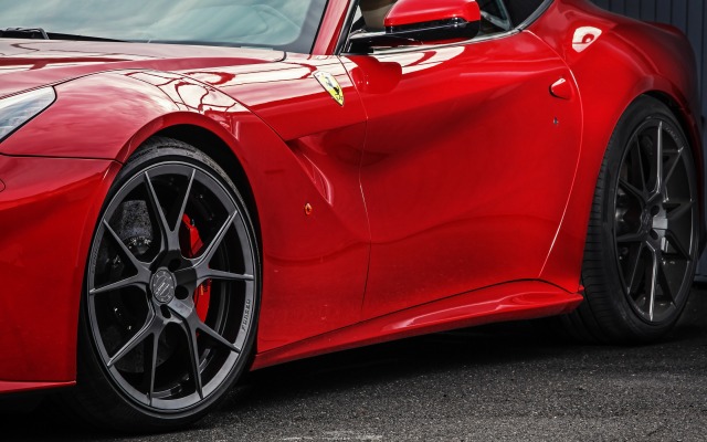 Ferrari F12 Berlinetta LOMA 2015. Desktop wallpaper
