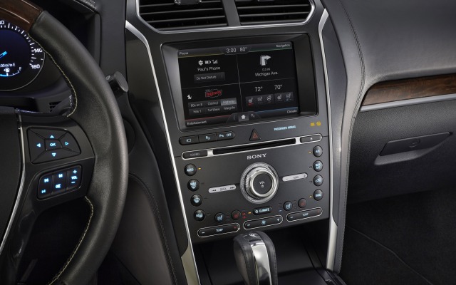 Ford Explorer Platinum 2016. Desktop wallpaper