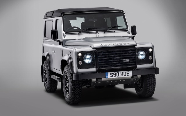 Land Rover Defender 2 000 000 2015. Desktop wallpaper