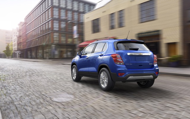 Chevrolet Trax 2017. Desktop wallpaper