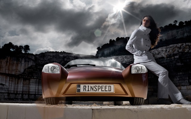 Rinspeed iChange 2009. Desktop wallpaper