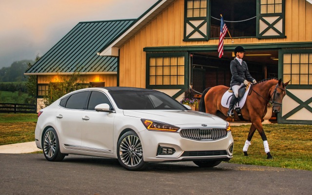 Kia Cadenza SXL 2017. Desktop wallpaper