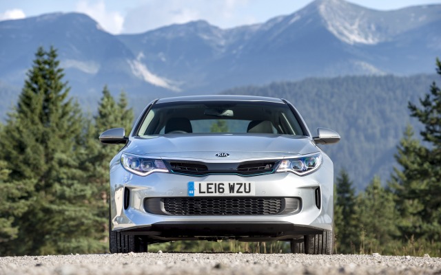 Kia Optima PHEV Hybrid 2016. Desktop wallpaper