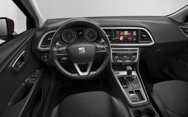 SEAT Leon 2017. Desktop wallpaper