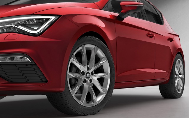 SEAT Leon 2017. Desktop wallpaper