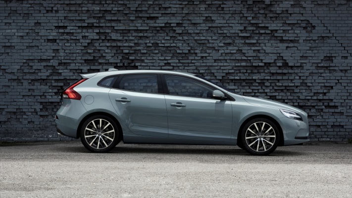Volvo V40 2017. Desktop wallpaper