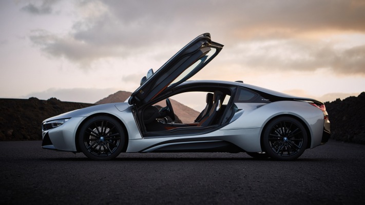 BMW i8 2019. Desktop wallpaper
