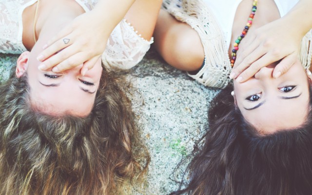 Girls. Desktop wallpaper