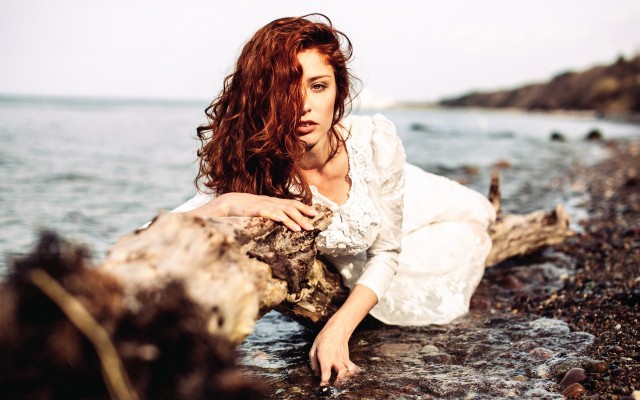 Girls. Desktop wallpaper