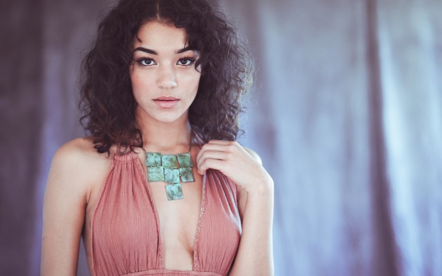 Tashi Rodriguez. Desktop wallpaper