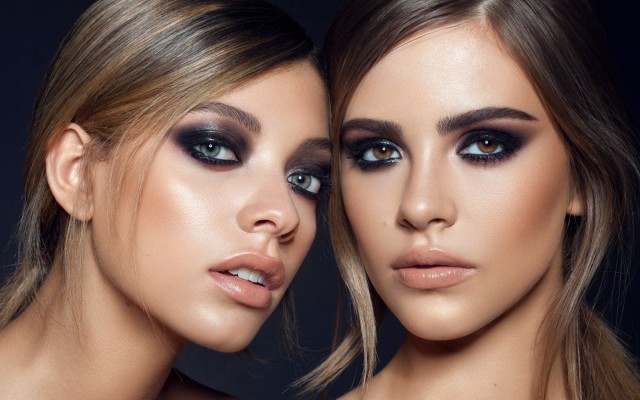 Camryn & Bridget. Desktop wallpaper