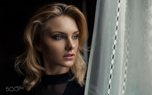 Carla Sonre. Desktop wallpaper