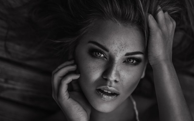 Julia Nowak. Desktop wallpaper