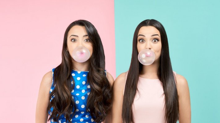 Girls. Desktop wallpaper
