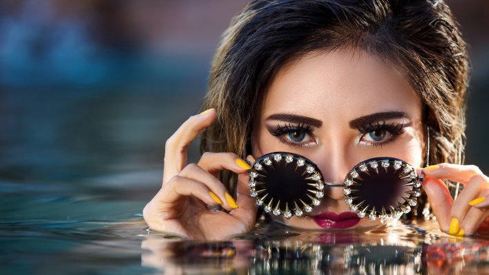 Yuni Cabral. Desktop wallpaper