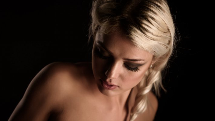 Simone Borg Jorgensen. Desktop wallpaper