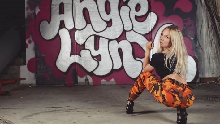 Angie Lynx. Desktop wallpaper