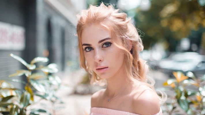 Girls. Desktop wallpaper